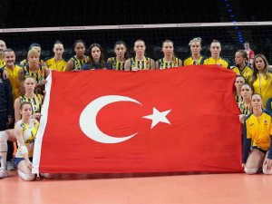 Fenerbahçe Opet, Cev Şampiyonlar Ligi’nde Play-off Etabına Yükseldi