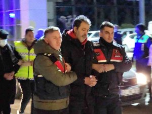 120 Kişiye Mezar Olan Otelin Sahibi Ve Oğlu Sağlık Kontrolü İçin Hastaneye Getirildi