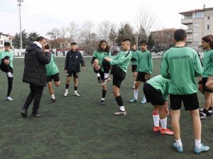 Genç Horozlar, Lige Verilen Arayı Çalışarak Geçiriyor