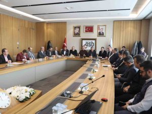 Kayseri Deprem Koordinasyon Merkezi Yardımları Hızla Devam Ediyor