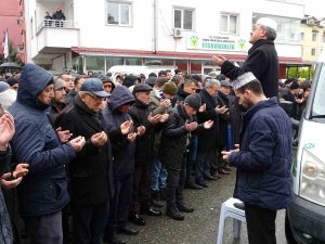 Depremde Hayatını Kaydeden Voleybolcu Gözde Öztürk Son Yolculuğuna Uğurlandı