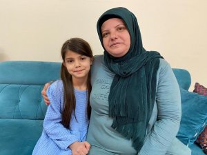 Hatice Nur O Notu Herkesten Habersiz Yazmış