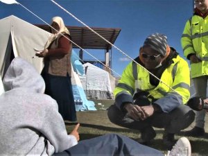 “Türkiye’ye Borcumu Ödemeliyim” Diyen Afrikalı Öğrenci Soluğu Deprem Bölgesinde Aldı