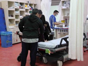 Deprem Bölgesinden Gelenler İçin Hastanede "Depremzede İyilik Koridoru" Kuruldu