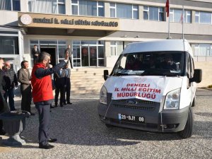Gönüllü Öğretmenler Deprem Sahasında Psikososyal Destek Verecek