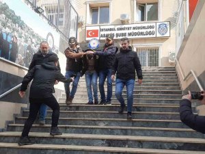 Pendik’te Yardım Tırının Yanındaki Vatandaşı Silahla Yaralayan Şüpheli Adliyeye Sevk Edildi