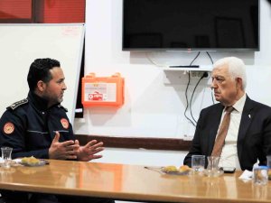 Deprem Sonrası Hatay Defne İlçesine Giden İlk Ekip Yaşadıklarını Anlattı
