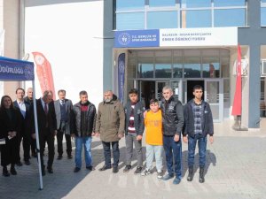 Depremzedeler Kyk Yurtlarına Yerleşmeye Başladı