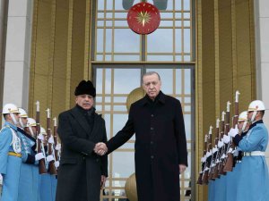 Cumhurbaşkanı Erdoğan, Pakistan Başbakanı Şahbaz Şerif’i Kabul Etti