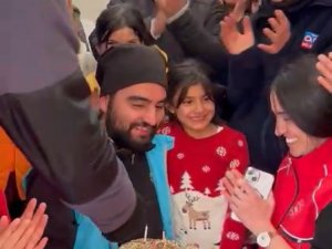 Minik Melike’ye Afet Çadırında Doğum Günü Sürprizi