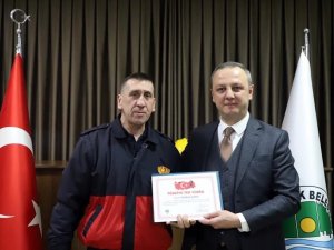 Başkan Alan Deprem Bölgelerinde Görev Alan Personellere Teşekkür Etti