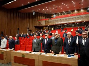 Büyükşehirden Depremzedelere Ücretsiz Ulaşım Kartı