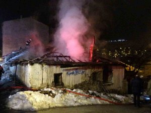 Yozgat’ta Müstakil Ev Yangında Küle Döndü