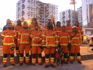 Endonezyalı Ekip, Diyarbakır’da Hayatını Kaybeden Vatandaşlarının Cenazelerini Aldı