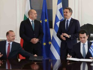 Yunanistan Ve Bulgaristan Arasında Petrol Boru Hattı Anlaşması İmzalandı
