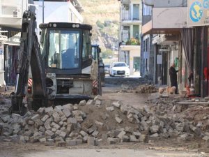 Başkan Kaplan “Koçarlı’da Kaldırımsız Ve Bozuk Sokak Kalmayacak”