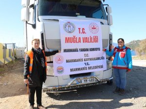 Marmaris’ten Deprem Bölgesine Yardımlar Sürüyor
