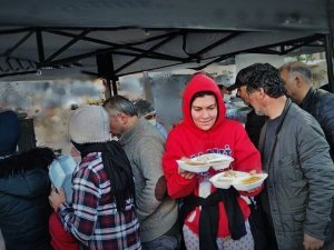 Buysad Üyelerinden Hazır Yemek Ve Mobil Mutfak Desteği