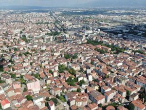 Tahir Büyükakın Deprem Bölgesinde Açıkladı: "Bu Konutların Maalesef Yüzde 51’i 1999 Depreminden Önce İnşa Edildi"