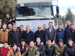 Çocukların Yüzleri Gülmesi İçin Oyuncak Ve Eğitim Materyalleri Gönderildi