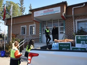 Osmaniye Belediyesi’nden Aile Sağlığı Merkezlerine Gıda Ve Tıbbi Malzeme Desteği