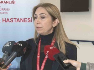 Prof. Dr. Rahmet Güner: “(Deprem Bölgelerinde) Şu Anda Bildirilen Kolera Ve Tifo Vakası Yok”