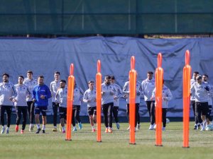 Trabzonspor, Basel İle Oynayacağı Rövanş Karşılaşmasının Hazırlıklarına Başladı