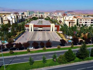 Nevü’de 2 Profesör Ataması Yapıldı