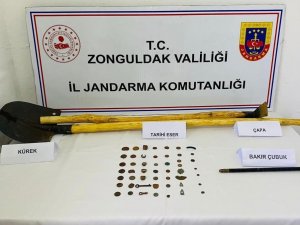 Kaçak Kazı Yaparken Suçüstü Yakalandılar