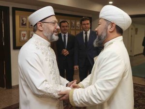 Diyanet İ̇şleri Başkanı Erbaş: "Birlik, Beraberlik Ve Seferberlik Halinde Yaralarımızı Sarmaya Çalışıyoruz"