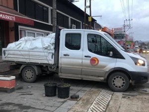 Kastamonu Belediyesi Deprem Bölgelerinde Yararları Sarmaya Devam Ediyor