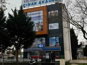 Çınar Akademiden Depremzede Öğrencilere Ücretsiz Kurs