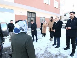 Depremzede Ailelere Ziyaretler Sürüyor