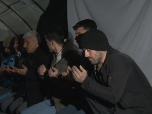 Mevlid Kandili Bu Kez Çadır Mescitte İdrak Edildi