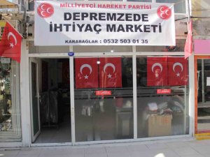 İ̇zmir’de Mhp’den Depremzedelere Dayanışma Marketi
