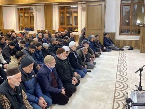 Kulu’da Miraç Kandili’nde Camiler Doldu Taştı