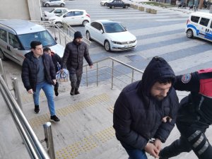 Kuyumcunun Dikkati Dolandırıcılık Şebekesinin Oyununu Bozdu