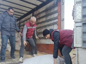Mardin’den Deprem Bölgelerine 5 Tır Hayvan Yemi Yardımı