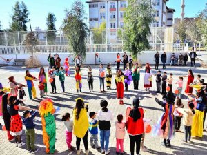 Depremzede Çocuklara Moral Etkinliği