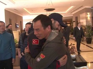 Deprem Bölgesinde Çalışan Çinli Arama Kurtarma Ekibi Ülkelerine Pendik’ten Uğurlandı