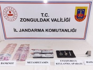 Jandarmadan Uyuşturucu Operasyonu: 3 Tutuklu