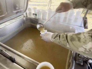 95’inci Zırhlı Tugayı Kahramanmaraş’ta Çorba Dağıtımına Devam Ediyor