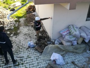Deprem Bölgelerinde Hasar Tespit Çalışmaları Sürüyor