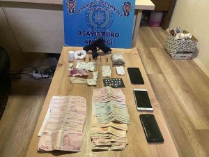 Zehir Ticaretine Polis Darbesi