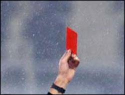 Aynı Maçta 11 Kırmızı Kart