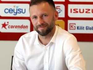 Fta Antalyaspor’da Hakan Özmert İle Yollar Ayıldı