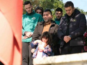 Giresunspor’dan Depremde Hayatını Kaybeden Eski Oyuncularına Taziye Ziyareti