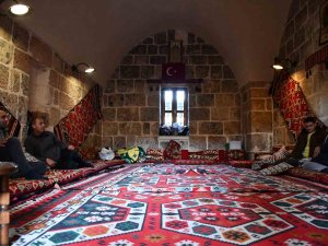 Mimar Sinan’ın Eseri Depremzedeleri Ağırlıyor