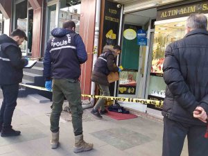 Üç Ay Önce Soyulan Kuyumcuda İkinci Soygun Girişimi