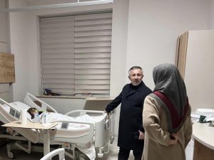 Ak Parti Bilecik İ̇l Başkanı Yıldırım’dan Hastanede Tedavi Gören Depremzedelere Ziyaret